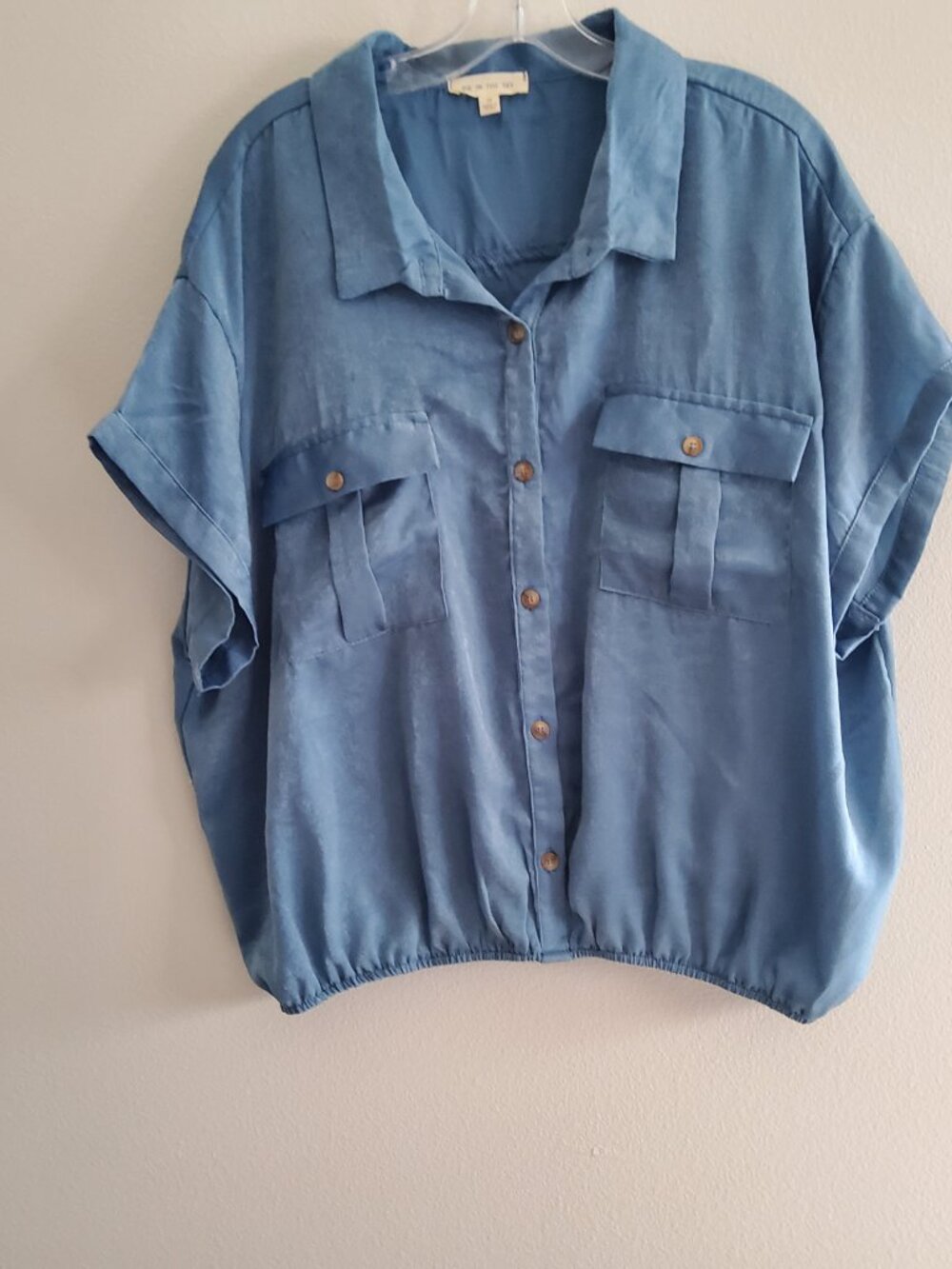 Shimmering ice Blue cap sleeve summer top size 3X